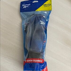 New Reebok Junior Blue Soccer Shin Guards